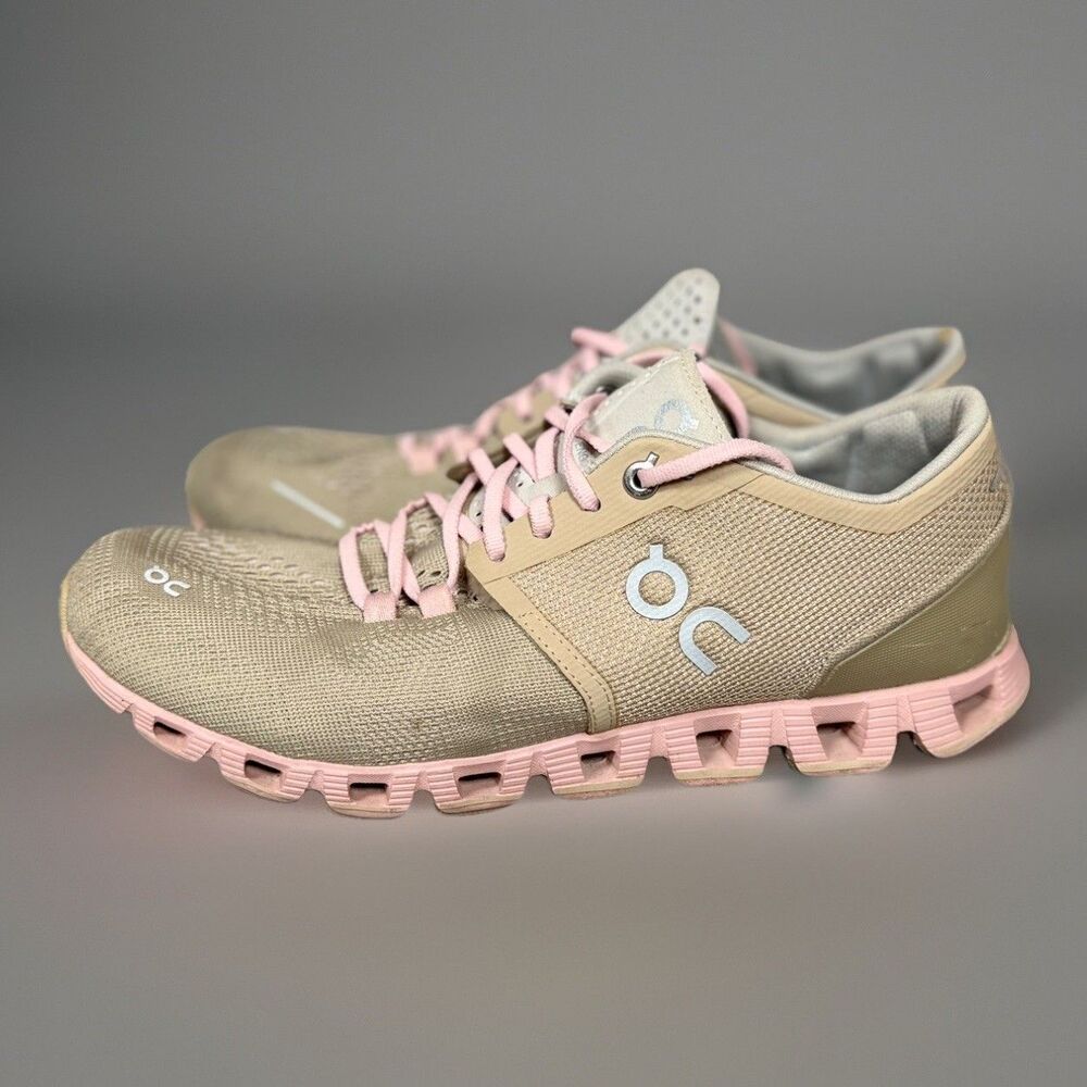On Running Cloud Women’s Size 8 (EU 39) Tan Pink Athletic Swiss Engineering - Picture 10 of 14